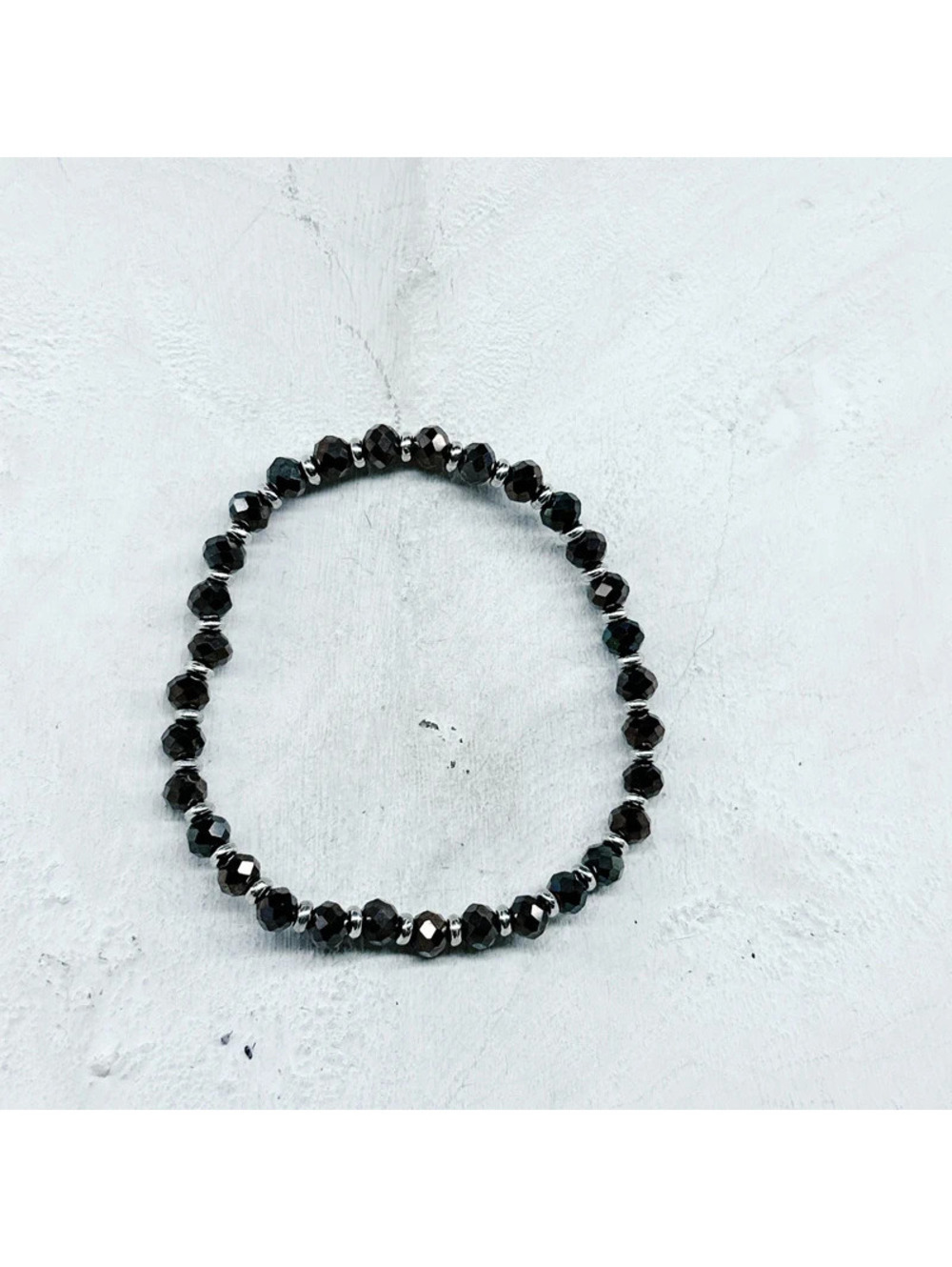 3086mc. Dark Gray Glass Stretch Bracelet